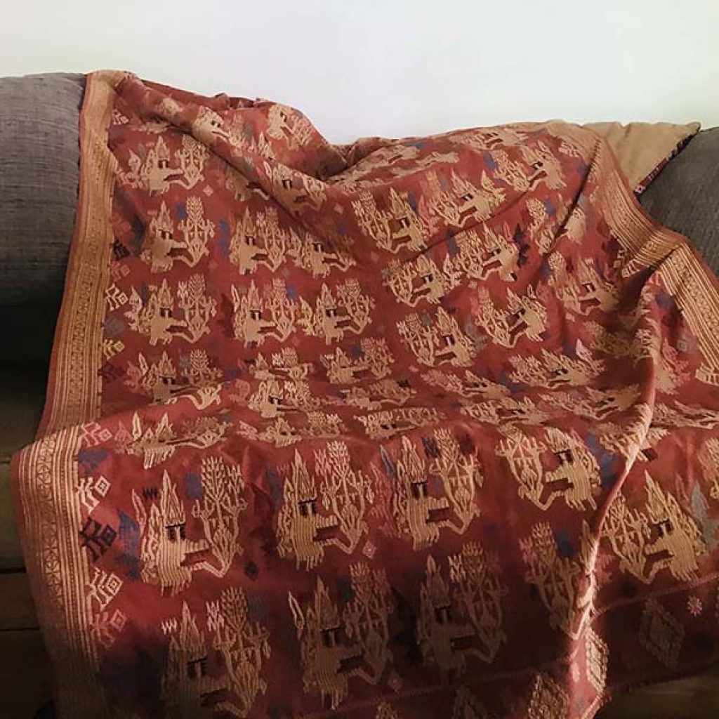 Songket from Bali – Threads of Life