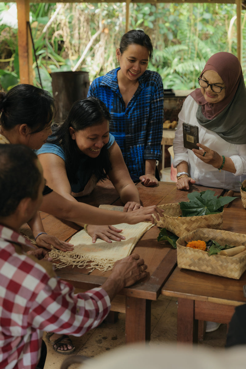 Barkcloth Surface Design Using Natural Dyes with Novieta Tourisia | 7-11 July 2025