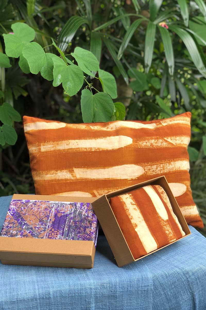 Ochre Highlights paired cushion cover box set