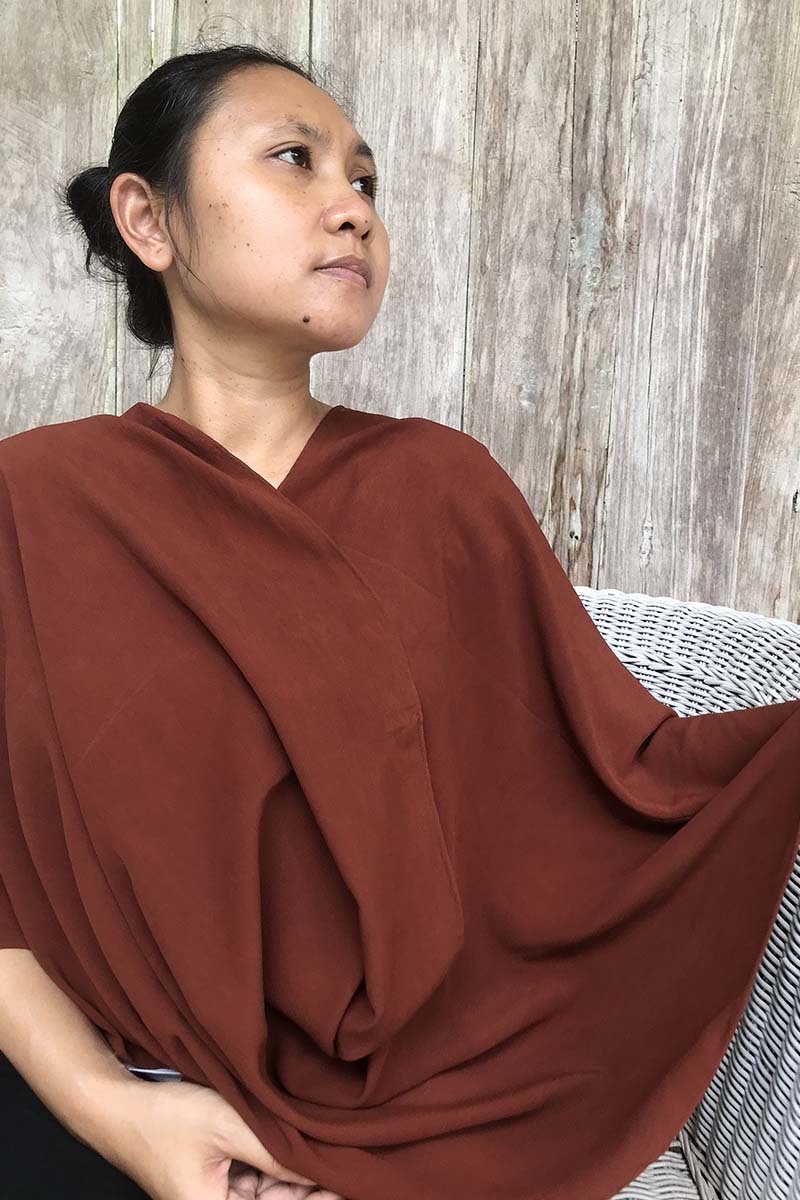 Silk with Rich Rust Colours – Threads of Life