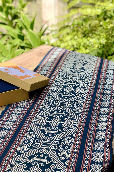 Teara Haringgi with Curated Gift Box